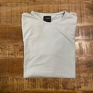 Cuts Curve-Hem Long Sleeve Shirt